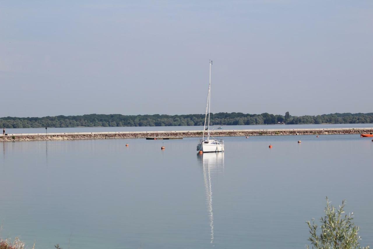 Le Port Mesnil Villa Eksteriør billede